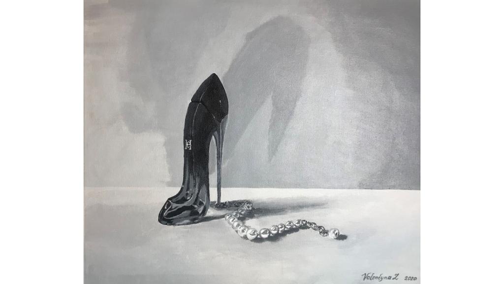 Jewelry and stiletto